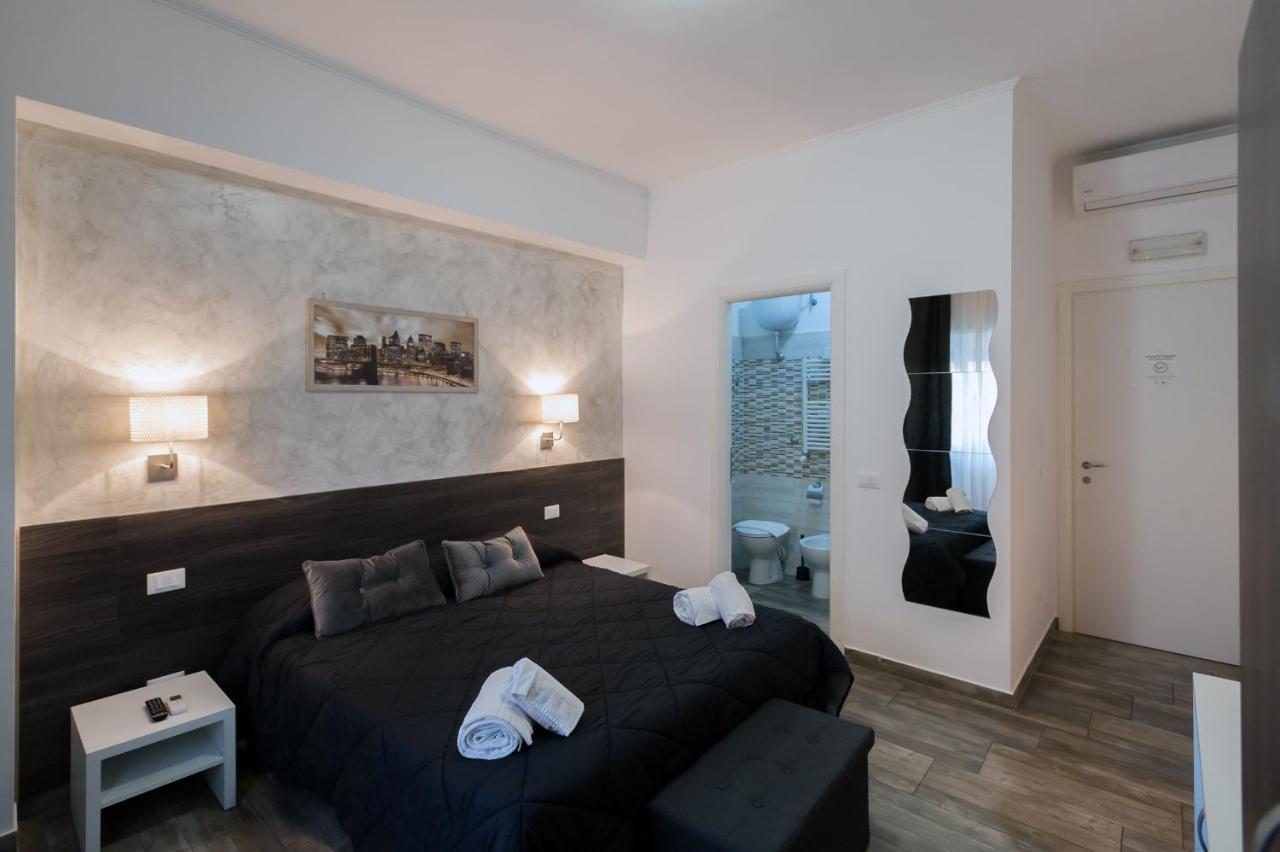 Tiburtina Inn Guest House ローマ エクステリア 写真